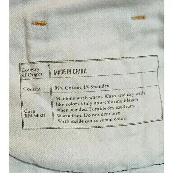 Banana Republic Women's Size 28 Denim Bermuda Shorts Cuffed Distressed Hem - Picture 10 of 11